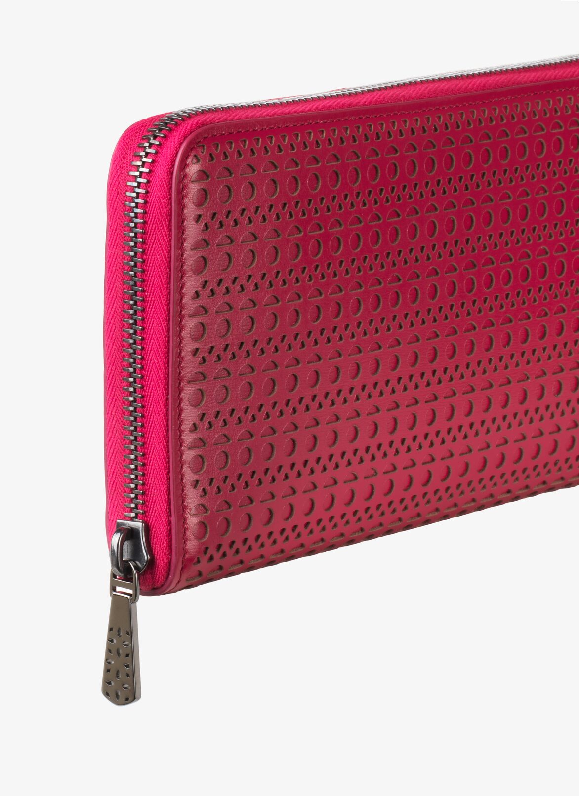 19 Zip-Around Wallet ALAÏA RASPBERRY PINK 19 ZIP-AROUND WALLET